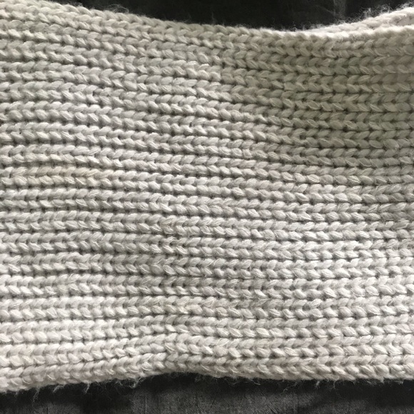 Abercrombie Infinity Scarf - Picture 2 of 3